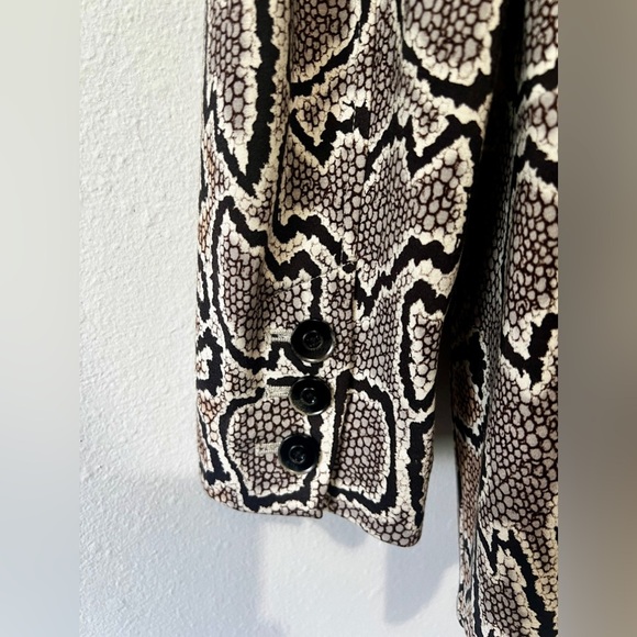 Cabi Python Snake Double Breasted Blazer - Size 12 - Picture 10 of 13